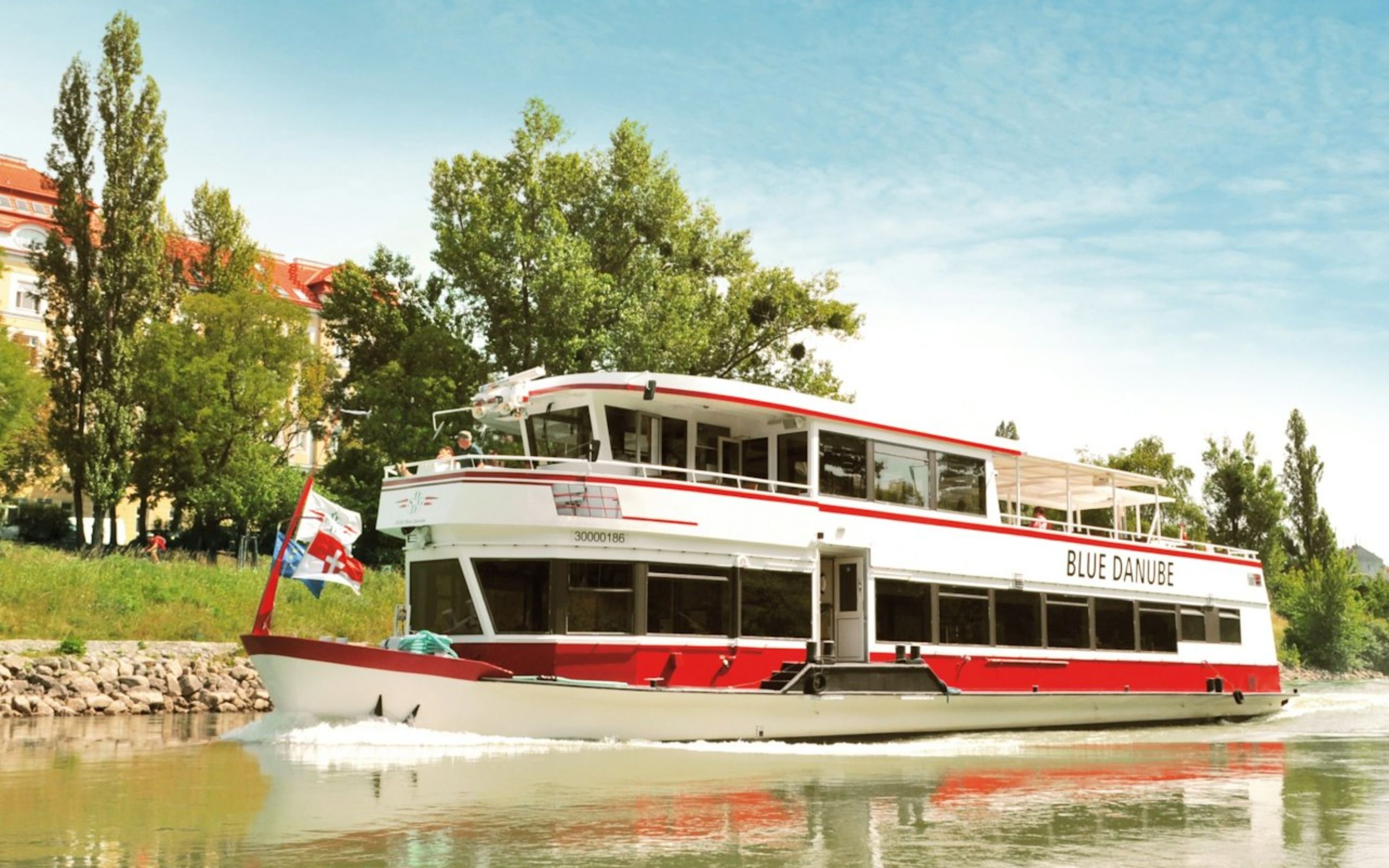 Sightseeing Cruise in Vienna