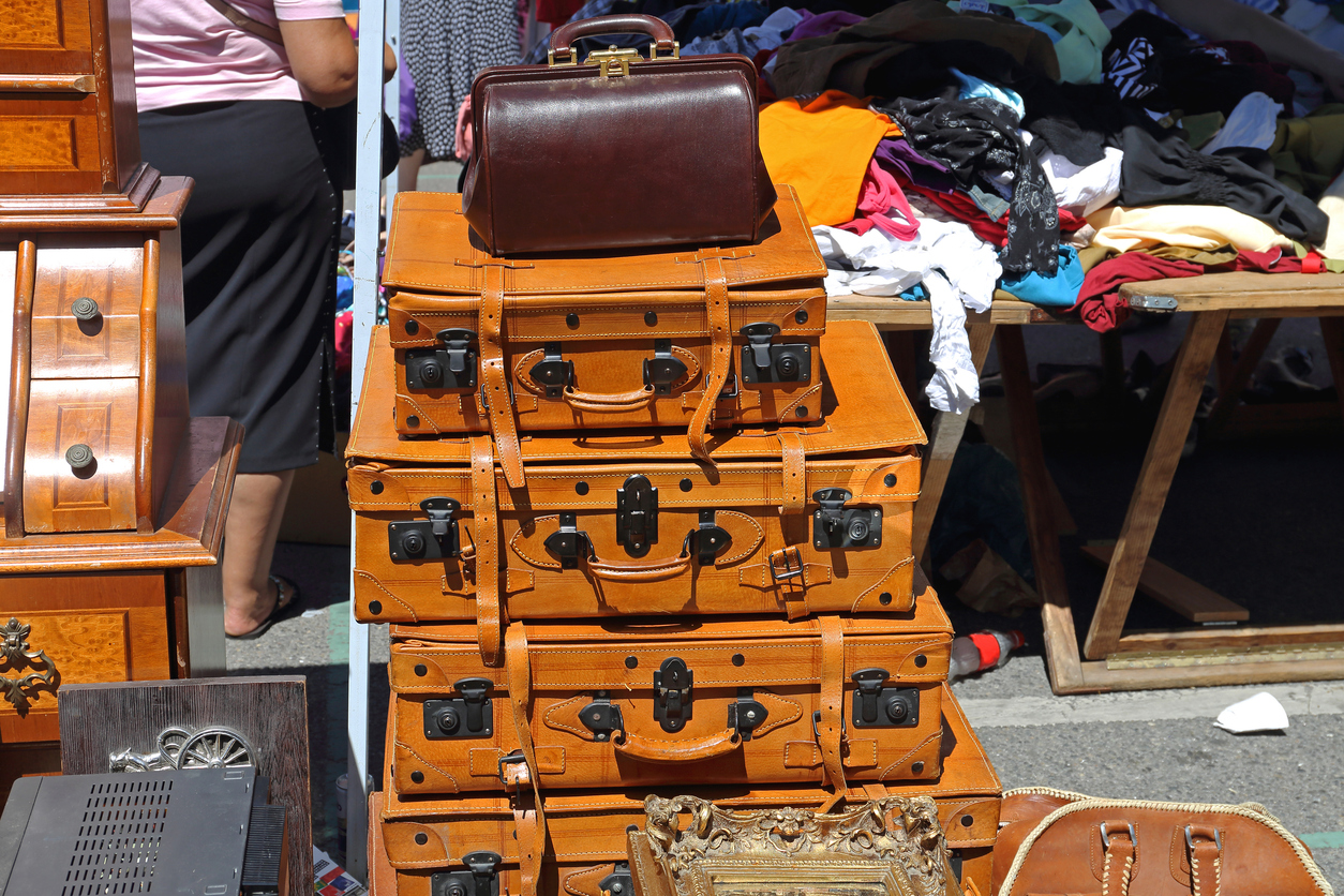 Paris Antique Market Walking Tour