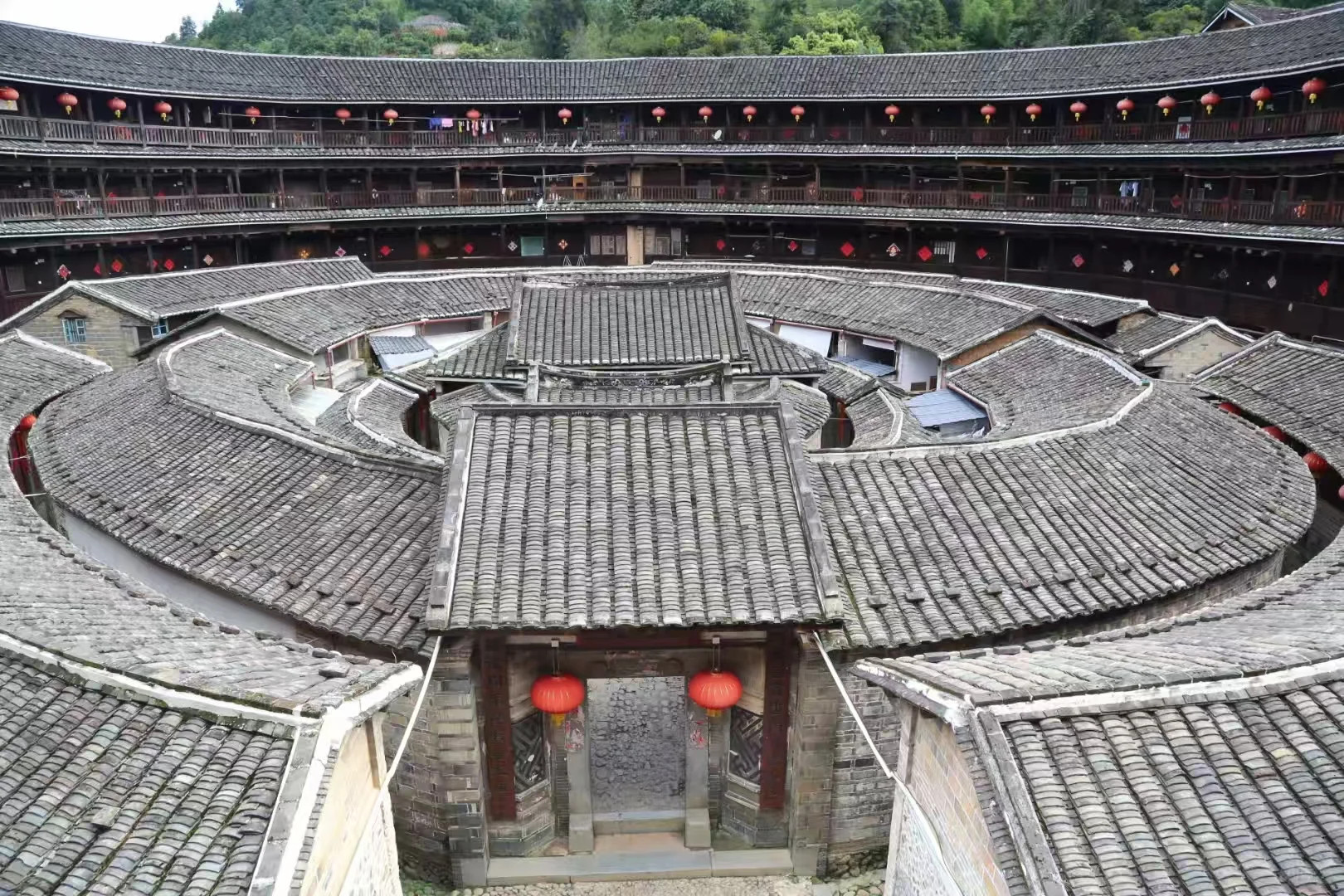Xiamen Yunshuiyao Ancient Town & Gaobei Tulou Day Tour (Lunch Included)