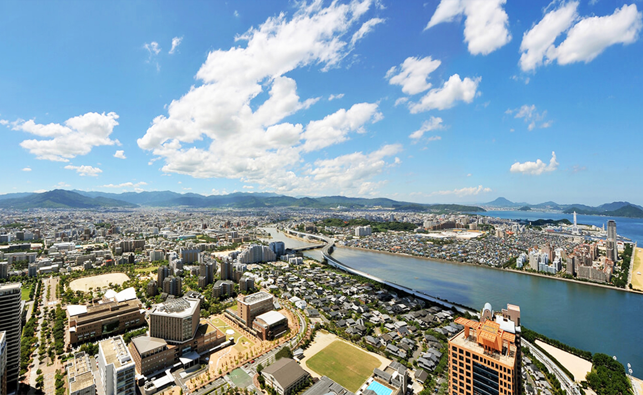 你可以俯瞰整個城市的美景，感受到都市與自然的完美融合