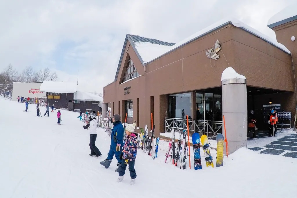 札幌国際スキー場orサッポロテイネ プライベートスキーレッスン