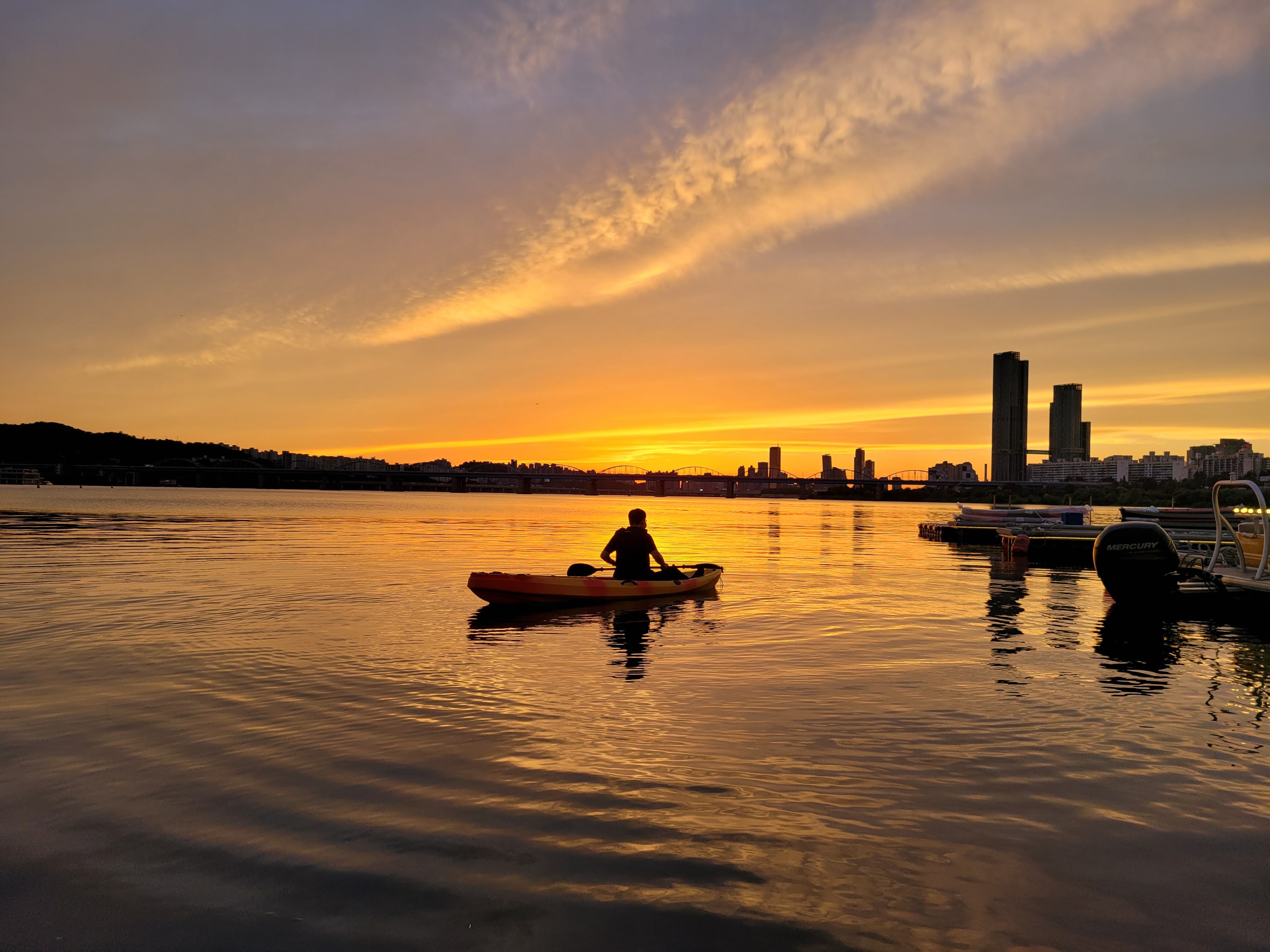 [Seoul Banpo] Golden Blue Marina Kayak/ Sunset Kayak experience