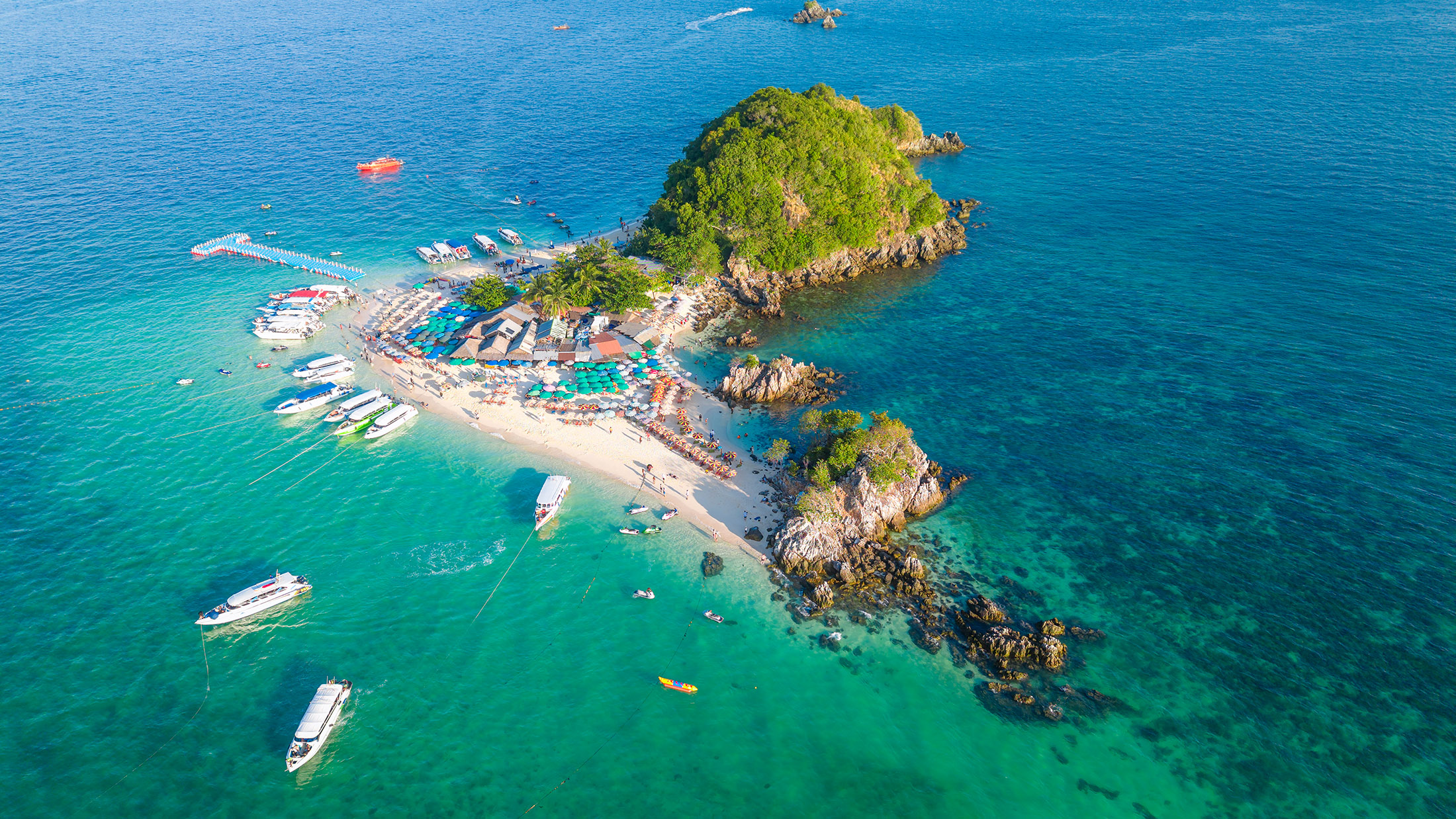 最後一站是雞蛋島，非常適合放鬆、游泳和享受海灘時光。