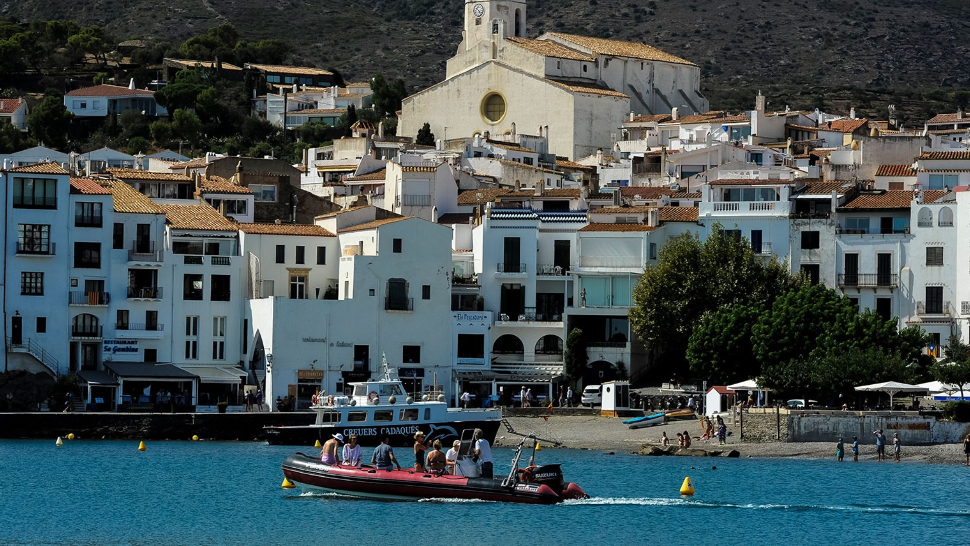 Dali Museum, Figueres and Cadaques Tour from Barcelona