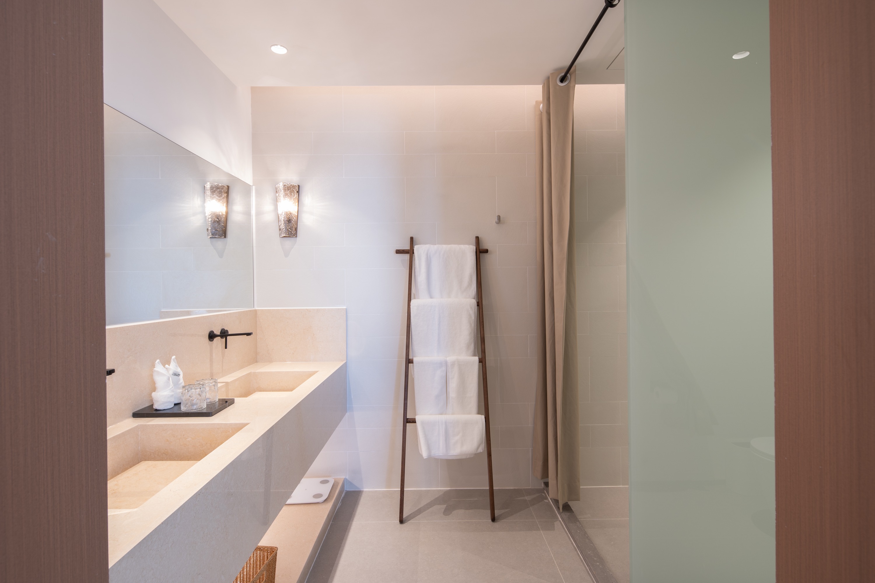 Starry Terrace Pool Twin Room