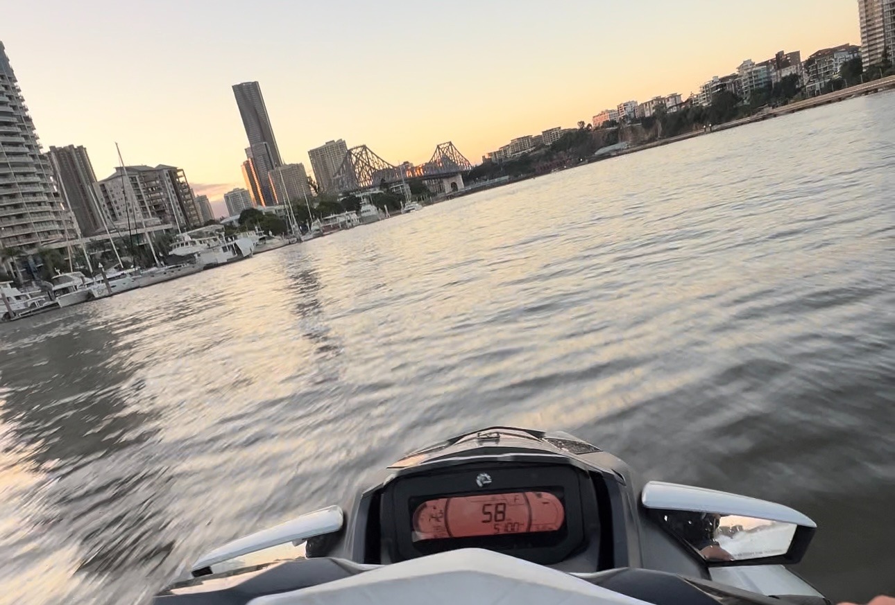 布里斯班水上摩托艇探險 (Brisbane Jetski Adventures)