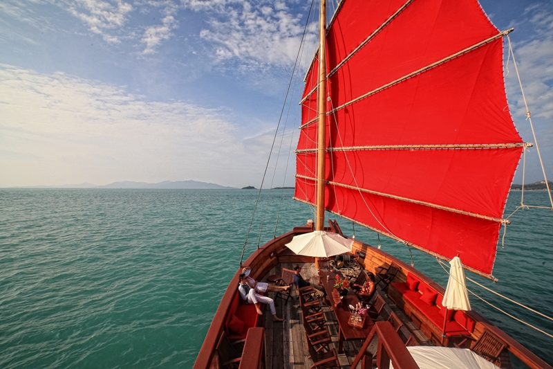 The Red Baron Boat Cruises at Koh Samui