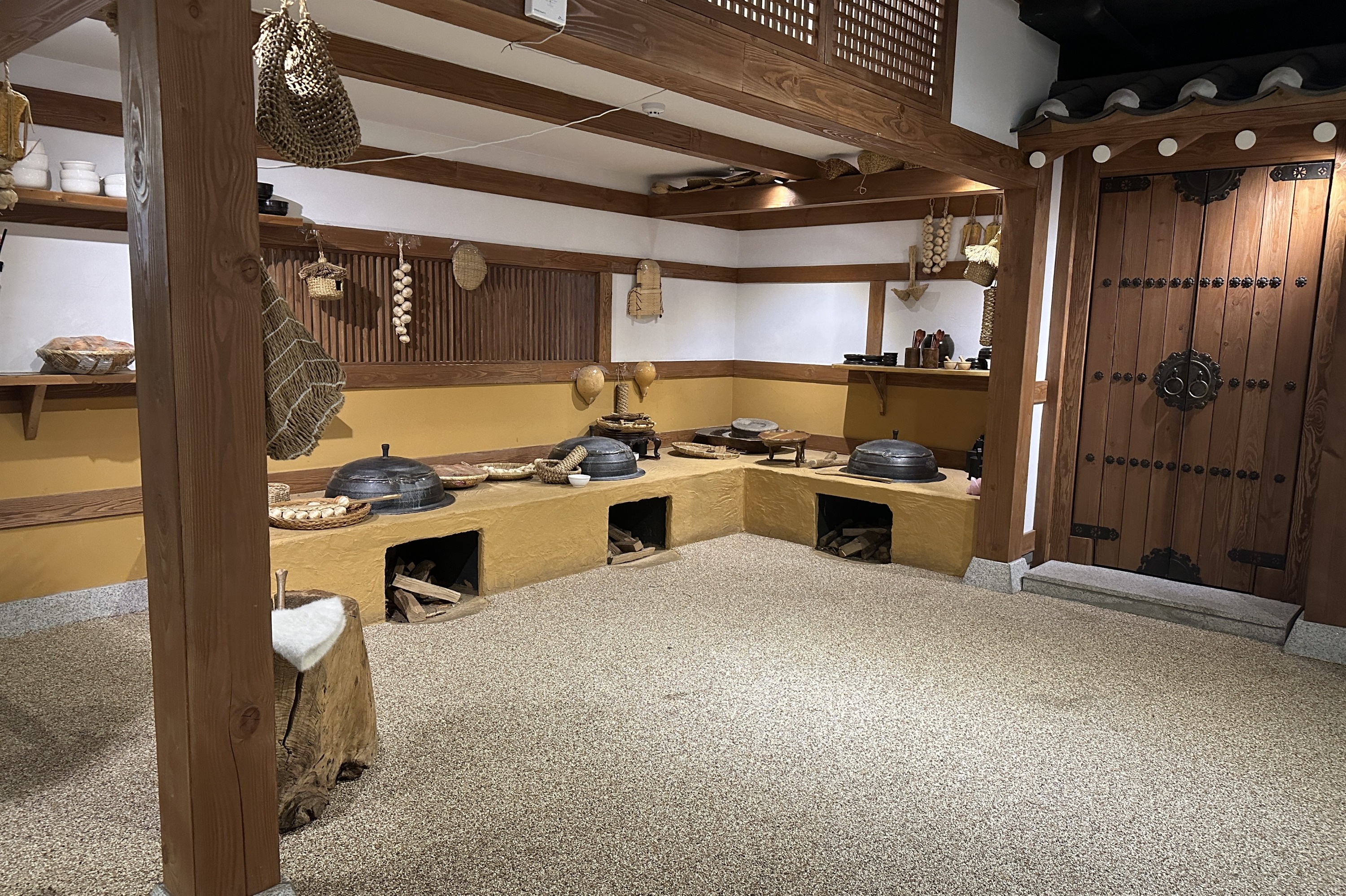 京畿道 AQUAFIELD 汗蒸幕＆文化體驗＆幸州山城一日遊
