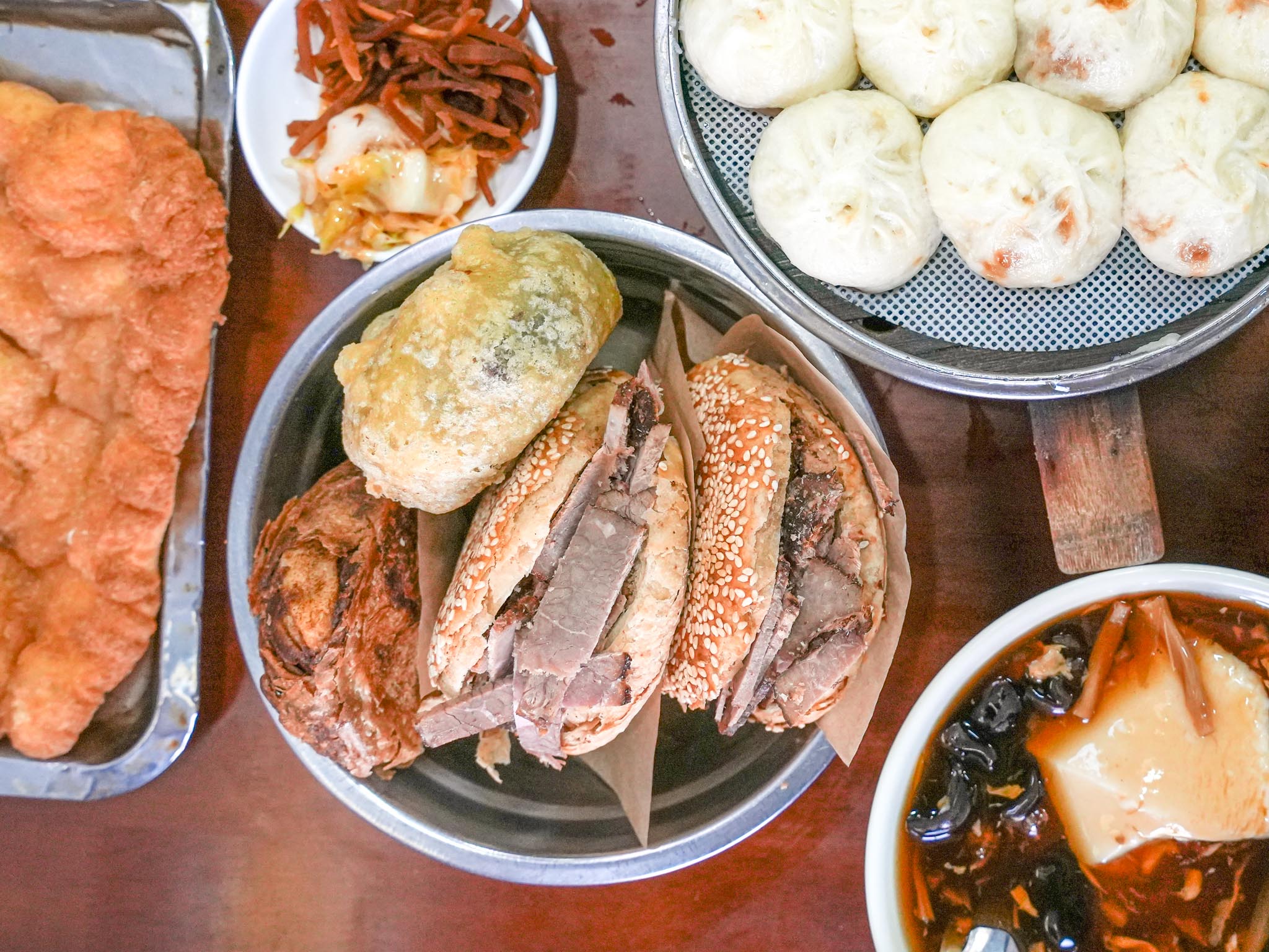 Hutong Breakfast Tour in Beijing