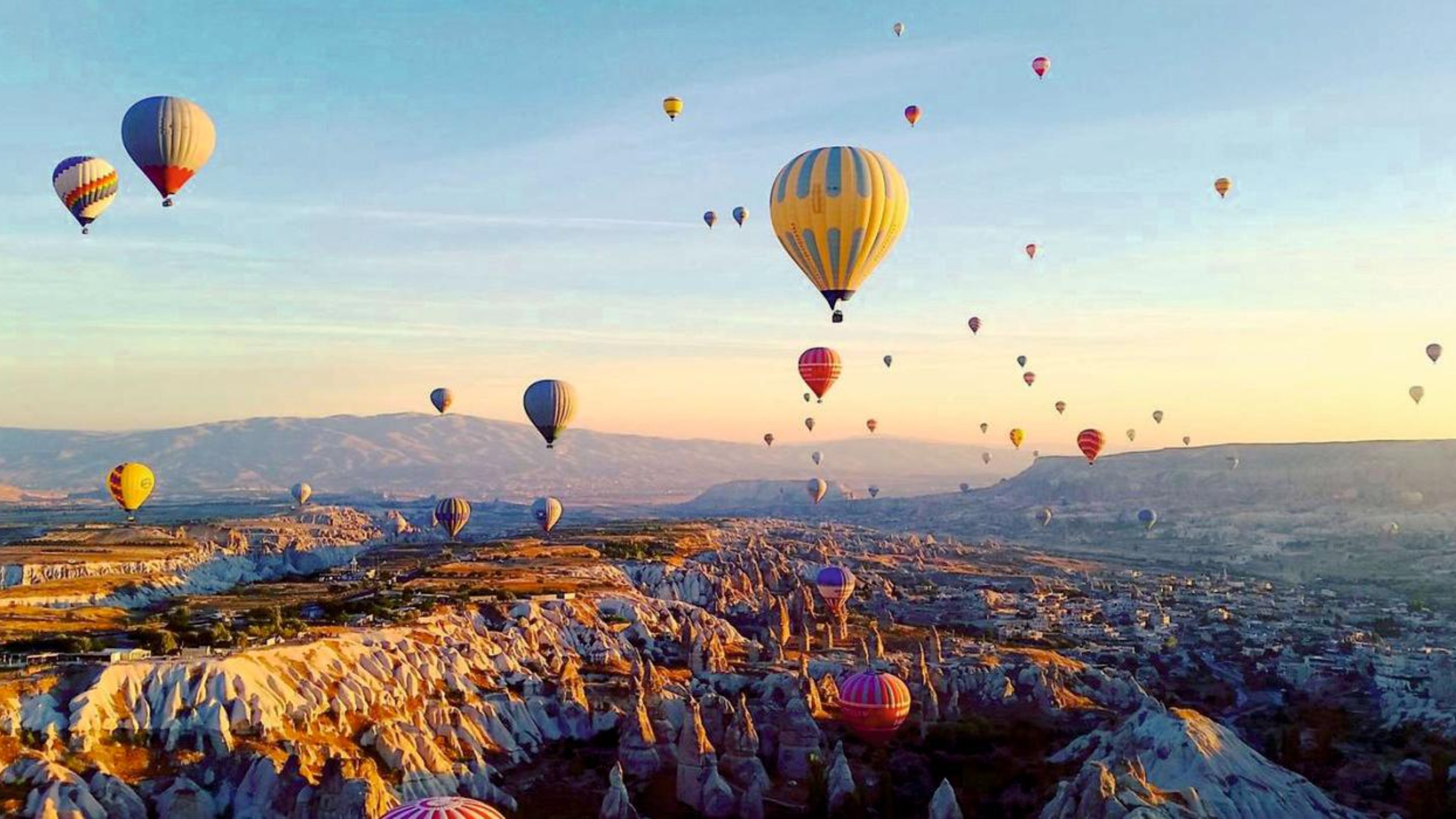 Cappadocia Sunrise Hot Air Balloon Flight with Premium Breakfast