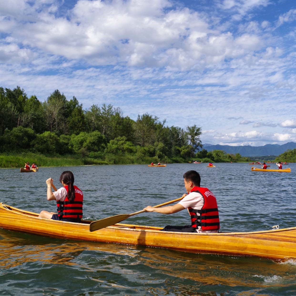 Chuncheon Jungdo Mulle-gil Canoe Experience near Seoul
