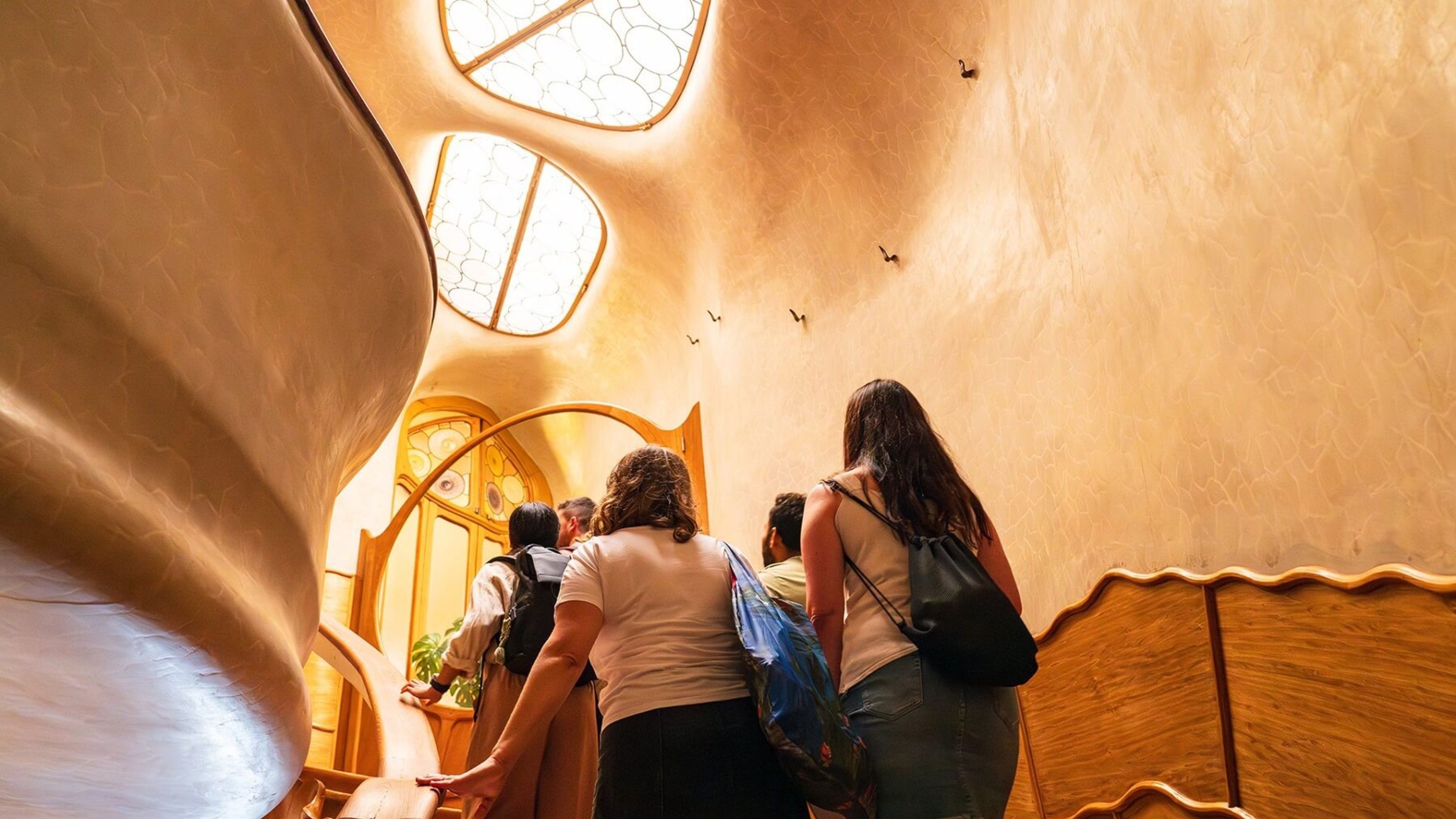 巴特略之家之旅（可選購白色兔子博物館門票）
