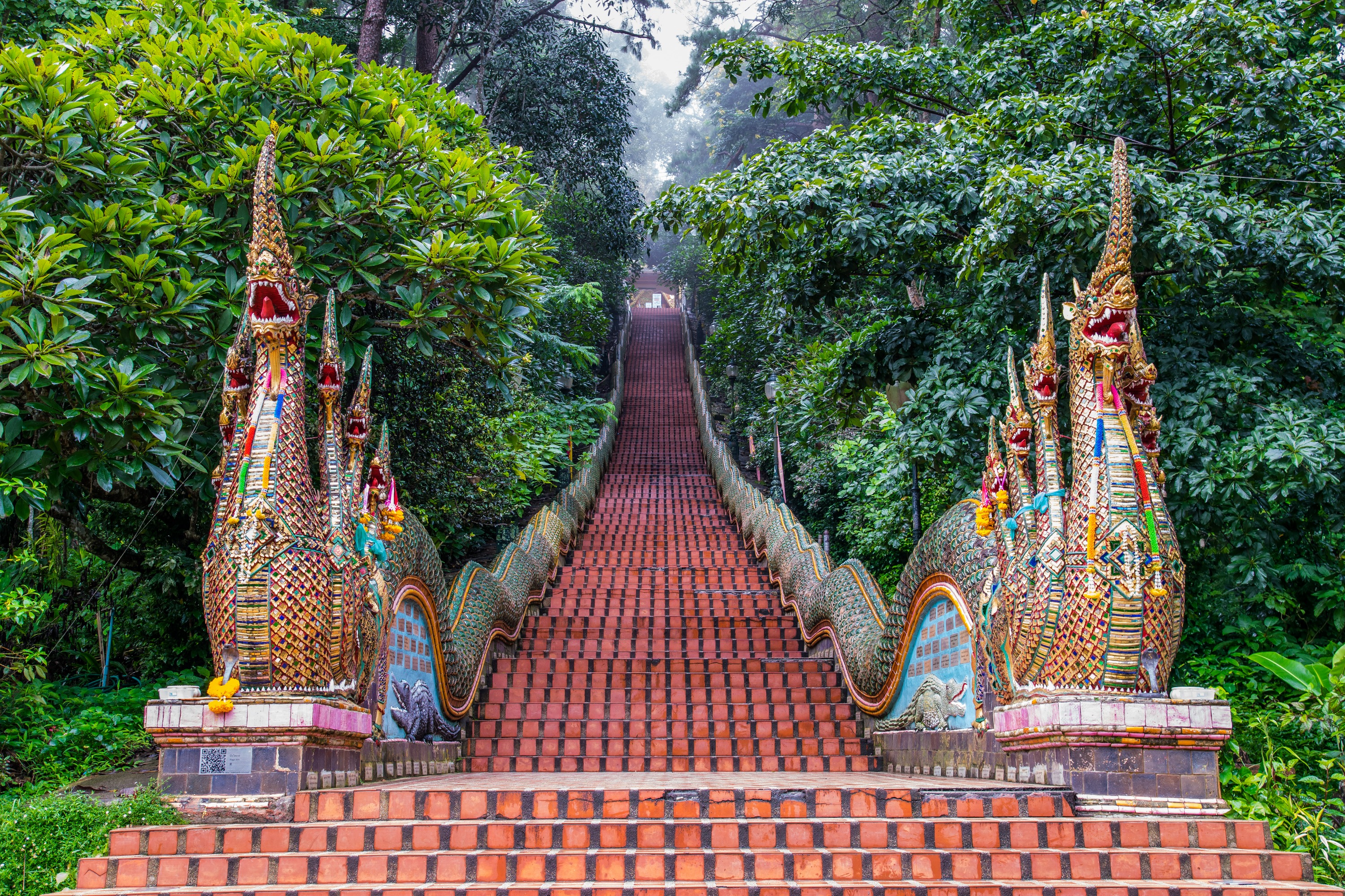 清邁素貼山 & 苗族村 & 悟蒙寺半日遊