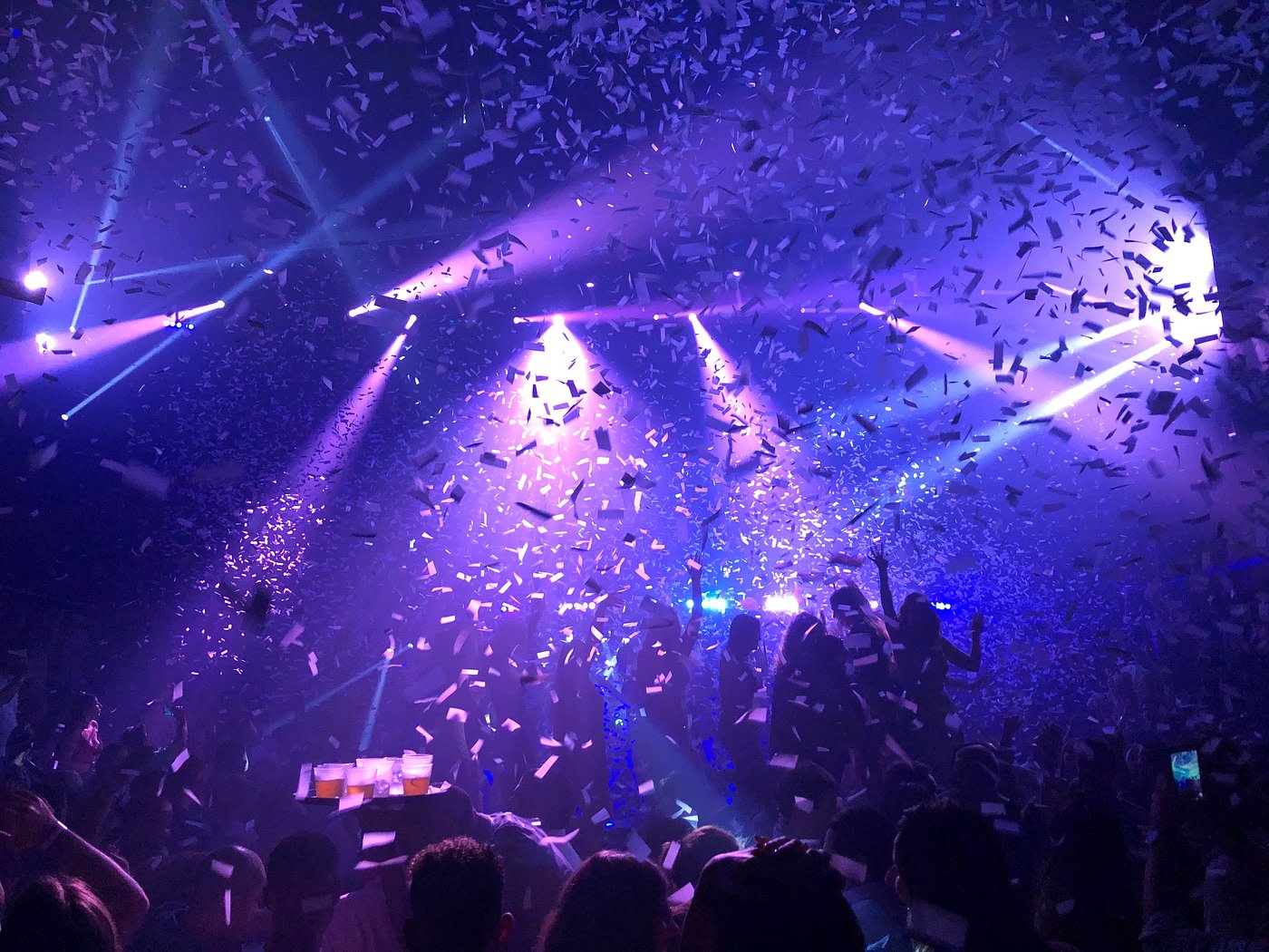 Вход с проходом в первый ряд Coco Bongo Пунта-Кана