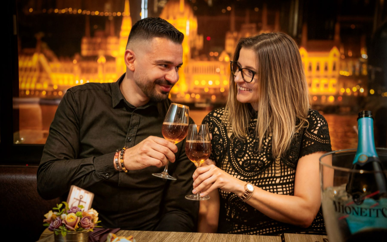 Sip on a welcome glass of prosecco while enjoying panoramic views of the city's landmarks