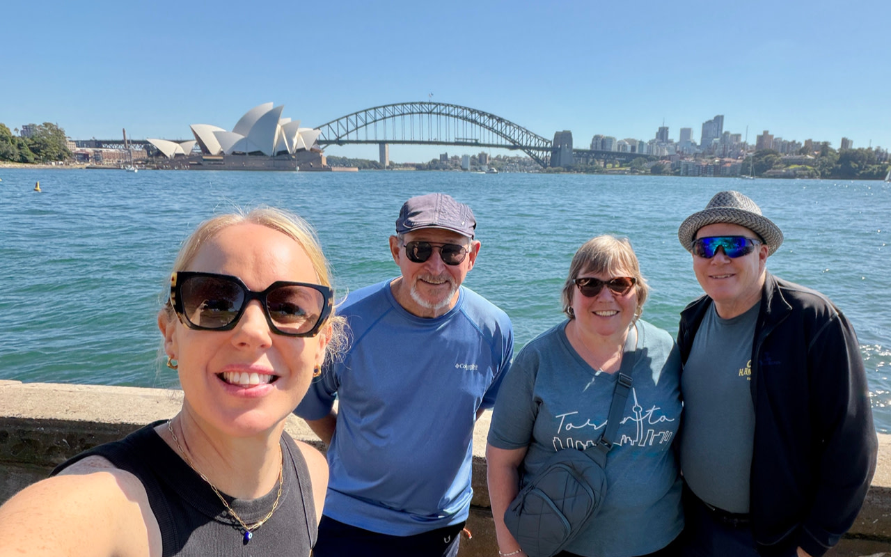 Sydney Harbour & Bondi Beach Half-Day Small Group Tour