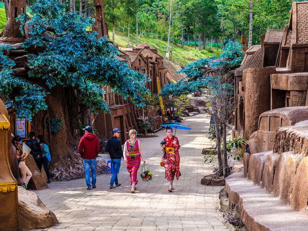 Da Lat Fresh Garden & Mongo Land One-Day Adventure