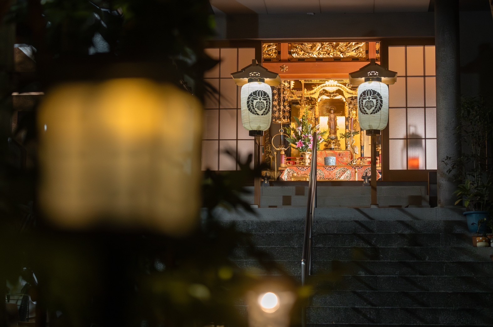 大阪：寺院芳香按摩、頭皮護理和臉部護理（180分鐘）