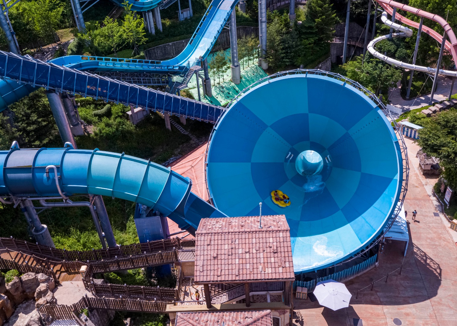 Caribbean Bay Water Park in Yongin