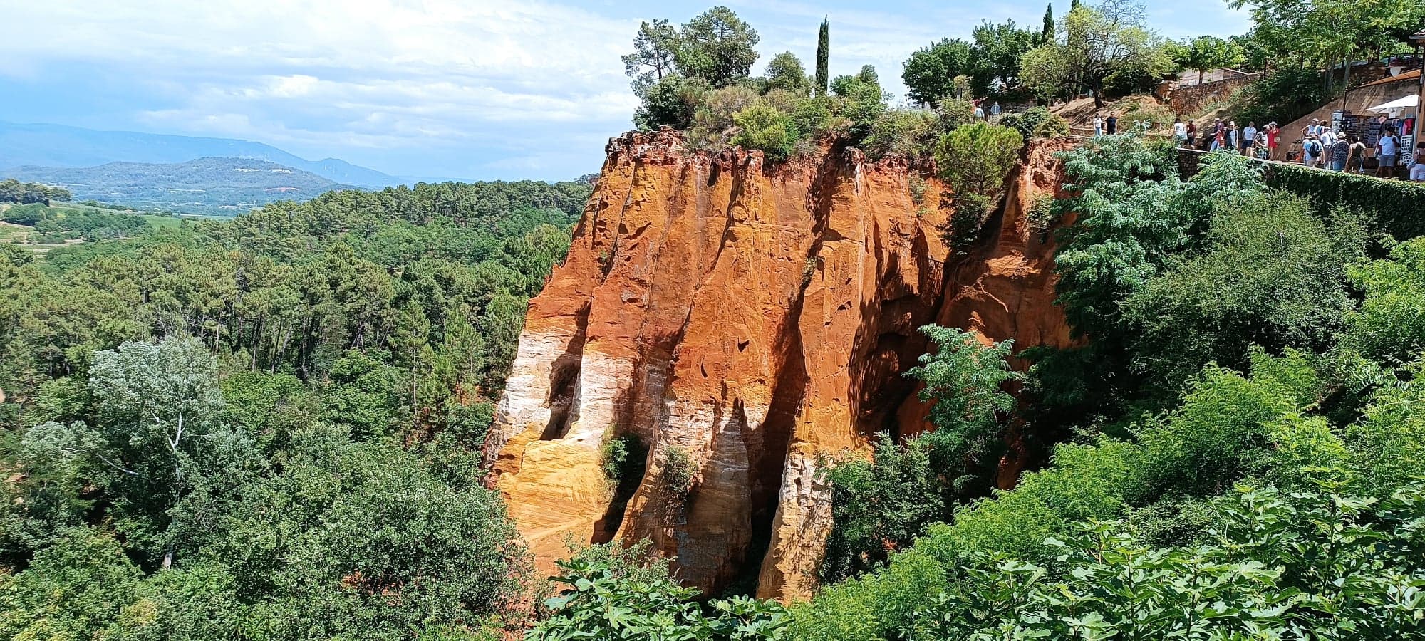 A private tour of Luberon Regional Park with a local expert!