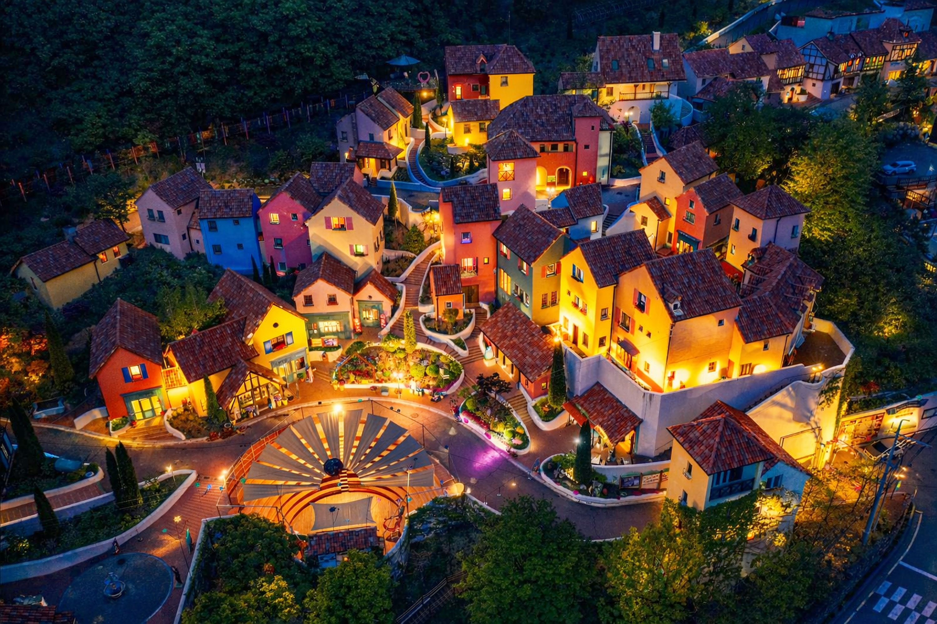 這是一座以皮諾丘和李奧納多·達文西為靈感的文化主題樂園，提供義大利風格的建築、展覽和動手體驗。