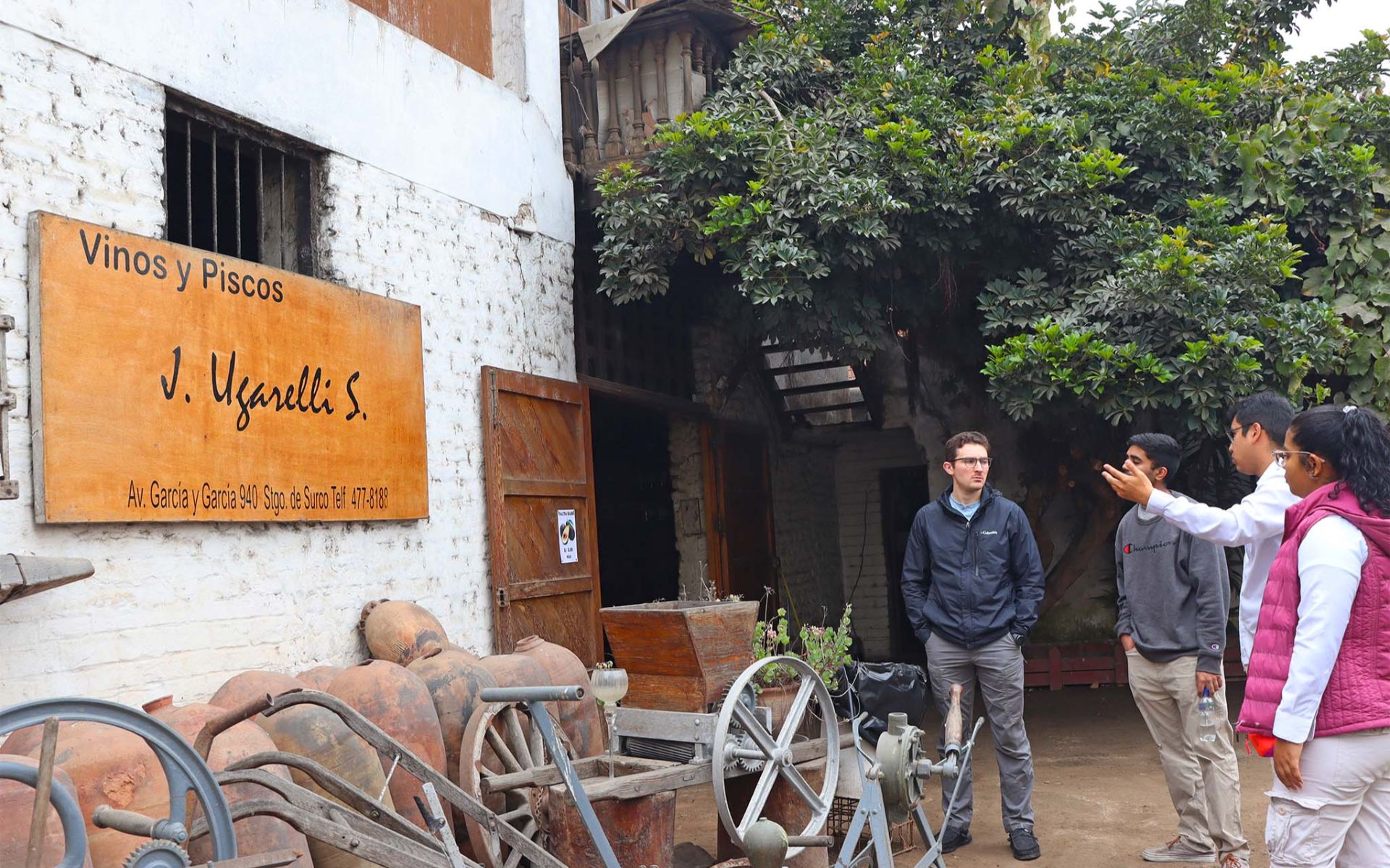 踏入利馬指標性的葡萄園，親身感受秘魯的釀酒文化與歷史傳承。