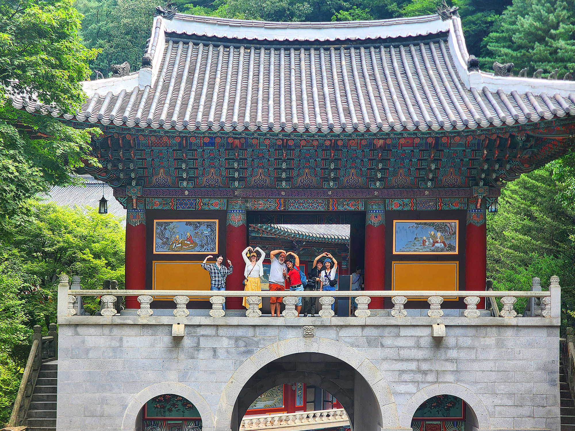 📸 在被龜岩寺環繞的美麗景色中，拍下超上鏡的 IG 美照。