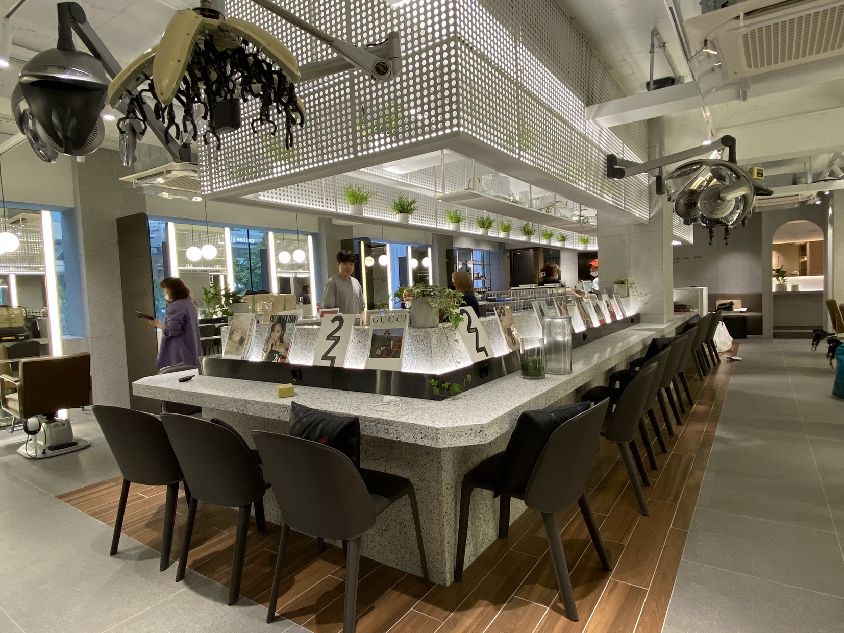 首爾 JUNO HAIR狎鷗亭羅德奧店 (Seoul JUNO HAIR Garosu-gil Branch)