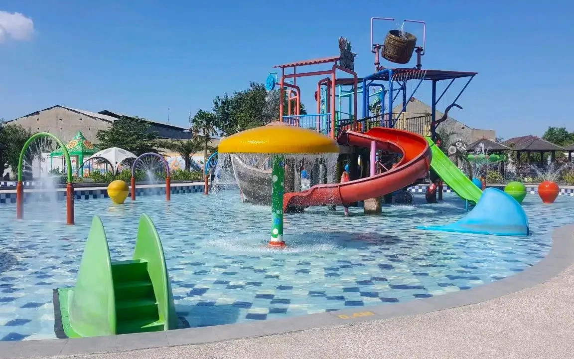 Kraton Waterpark in Sidoarjo