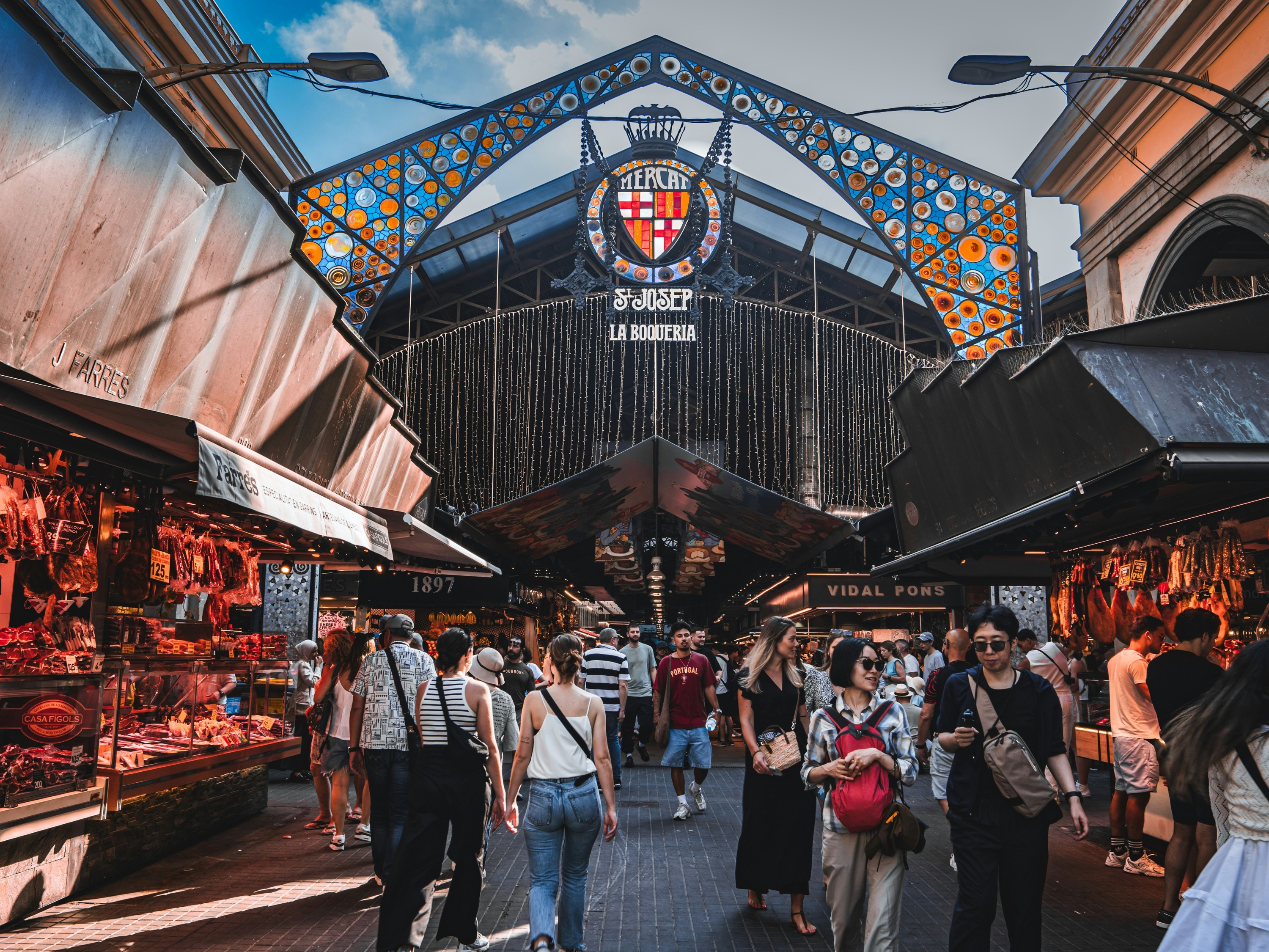 Barcelona Private Walking Tour with a local