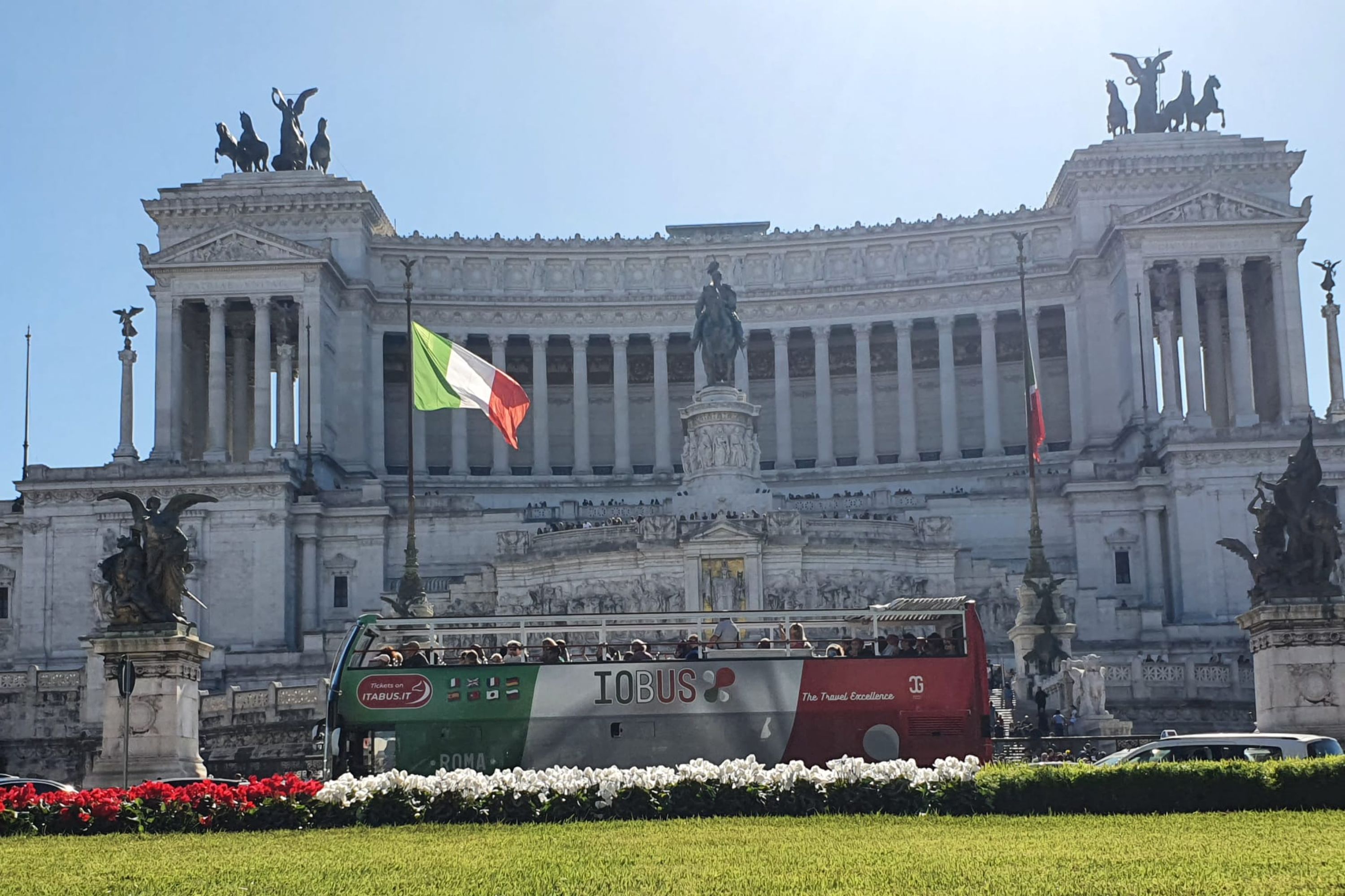 IoBus Hop On Hop Off Bus in Rome