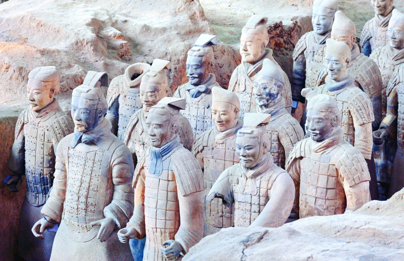 Terracotta Army + City Wall + Big Wild Goose Pagoda + Muslim Quarter 1-day tour (small group of 12)