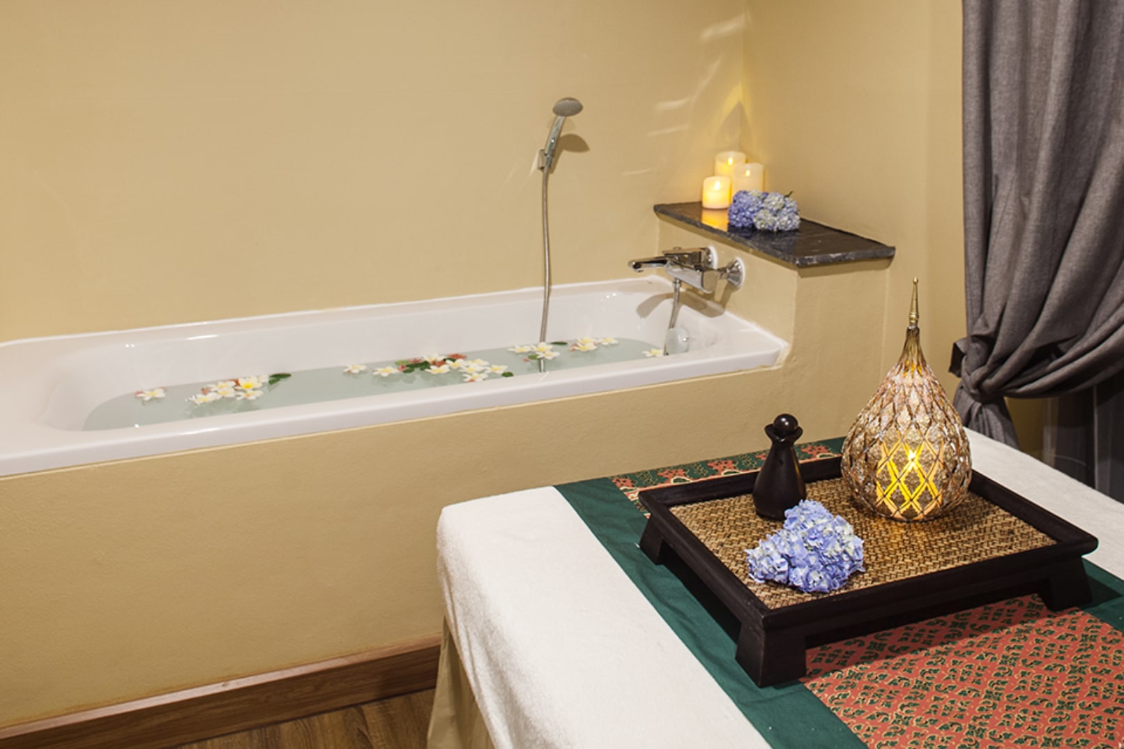 8 Elements Spa Experience in Bangkok