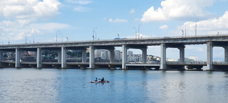 [Seoul Banpo] Golden Blue Marina Kayak/ Sunset Kayak experience