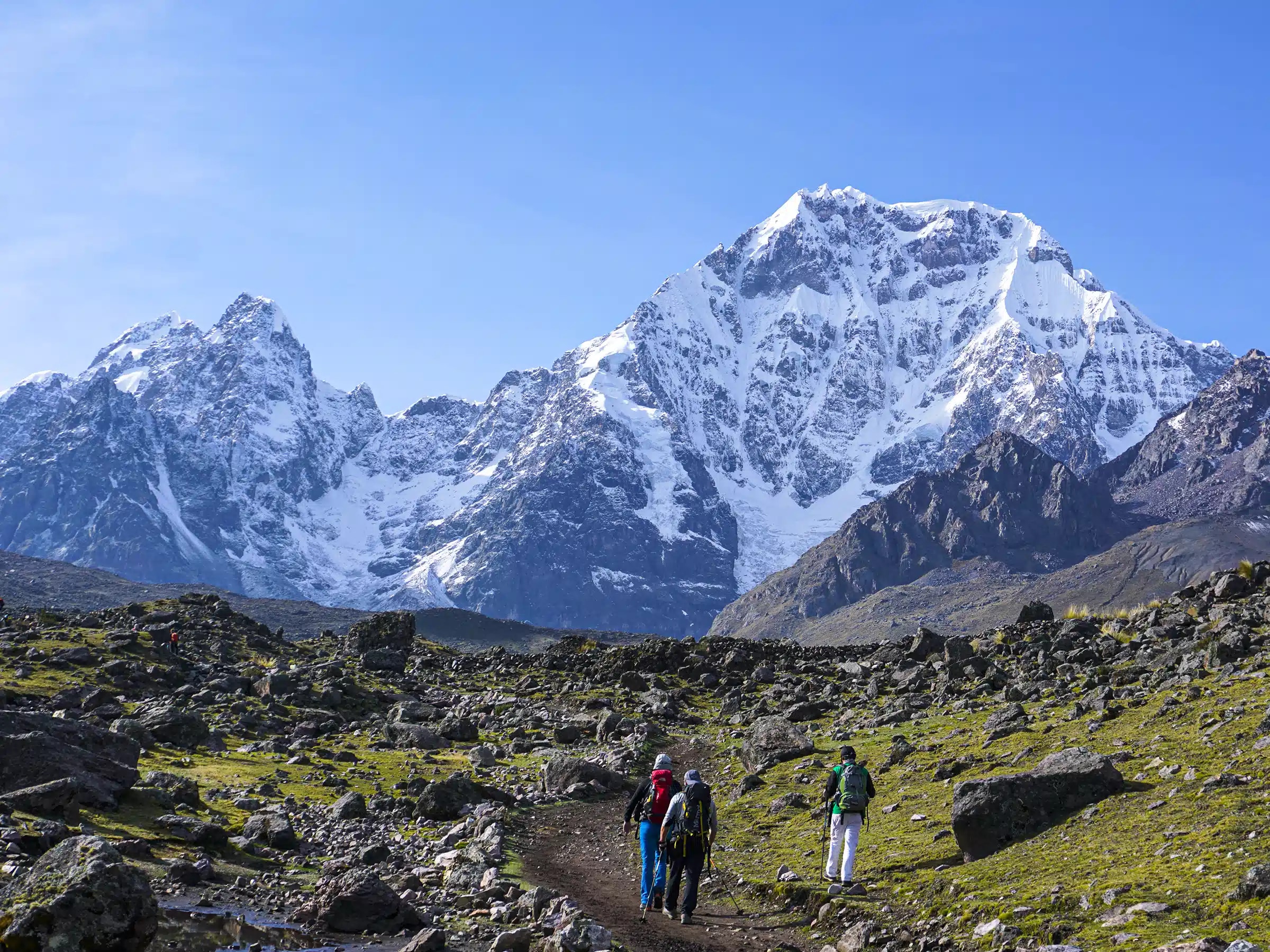 7 Lagoons of Ausangate Full-Day Adventure
