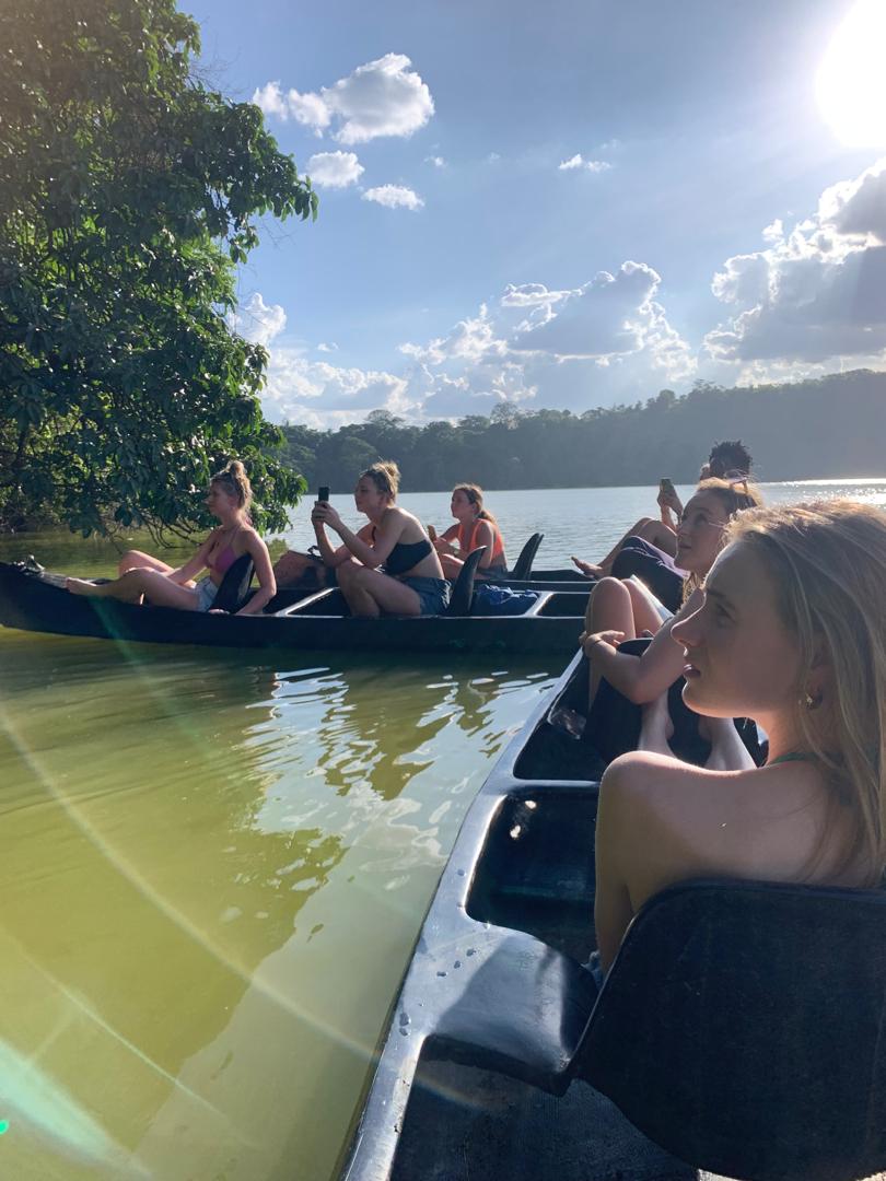 Canoes across the lake for fun 