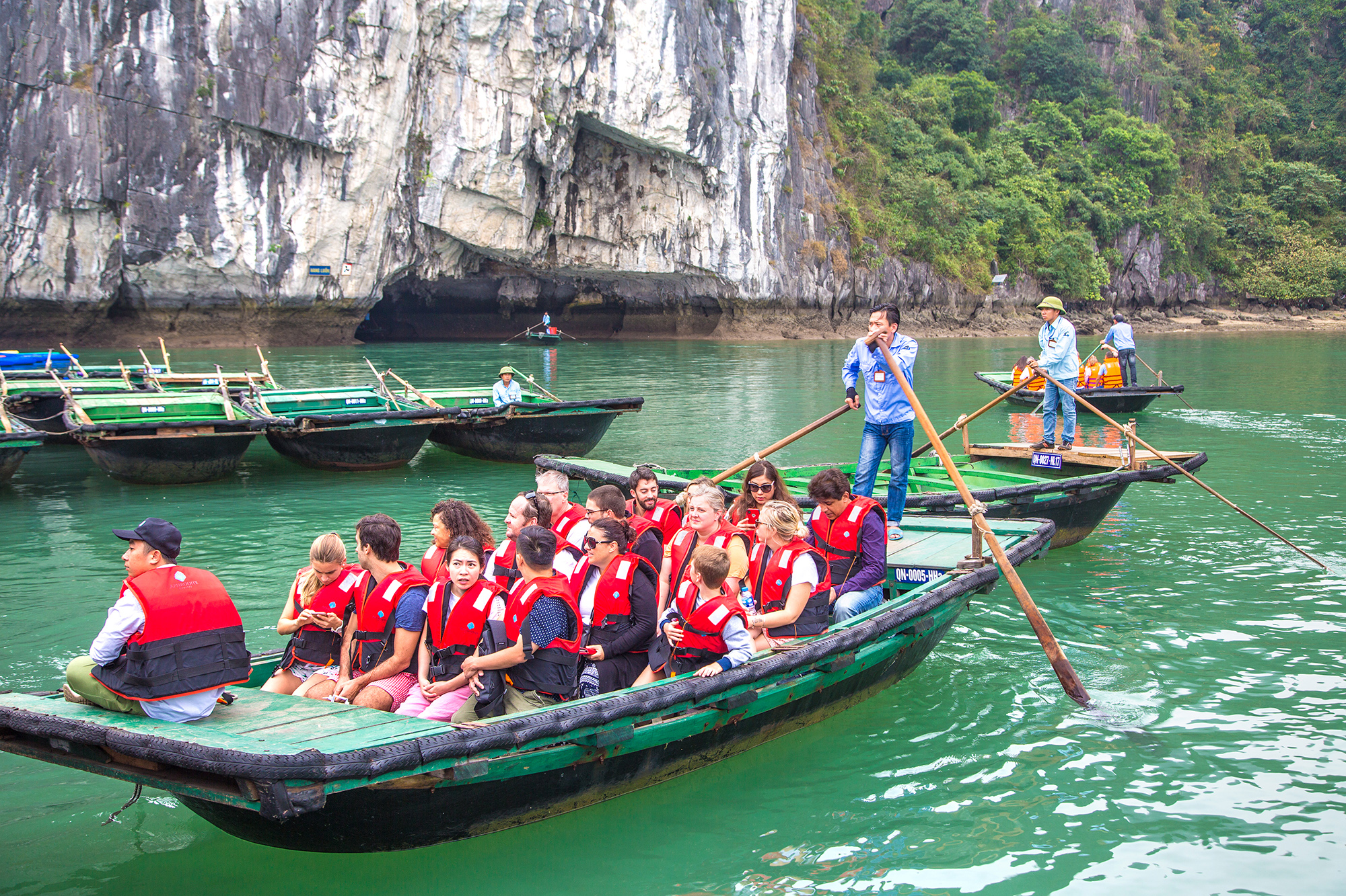 [路線二] 下龍灣 (Ha Long Bay) 五星級海獅號豪華遊輪一日遊