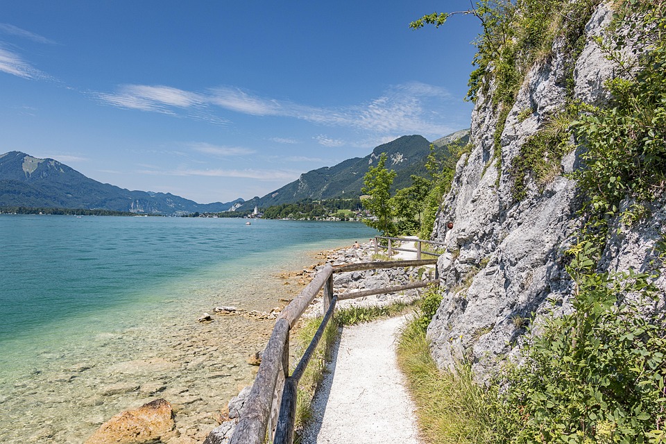 [Chinese Tour] Round Trip from Munich, Germany Hallstatt Postcard Viewing Platform + Lake Wolfgang Day Tour (Travel to Laqun/Twin Lakes Secret Land)