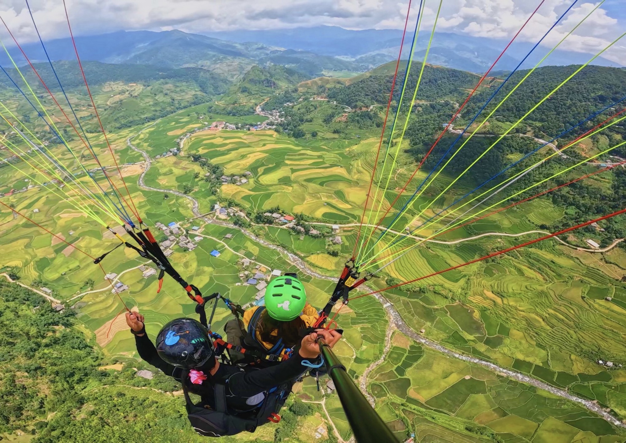 越南木江界（Mu Cang Chai）滑翔傘風景區飛行體驗