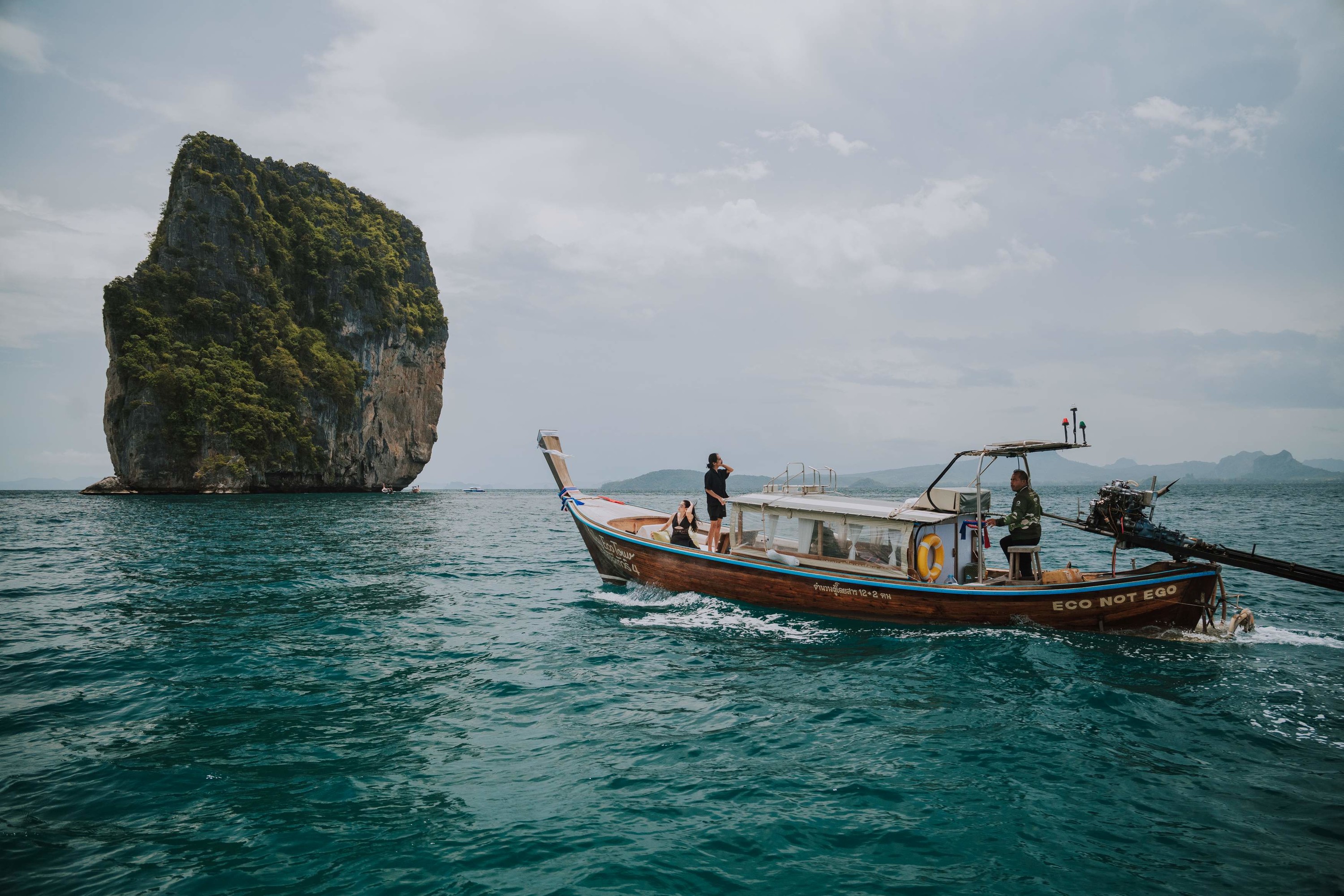 Hong Islands Private Day Tour by Local or Luxury Longtail Boat