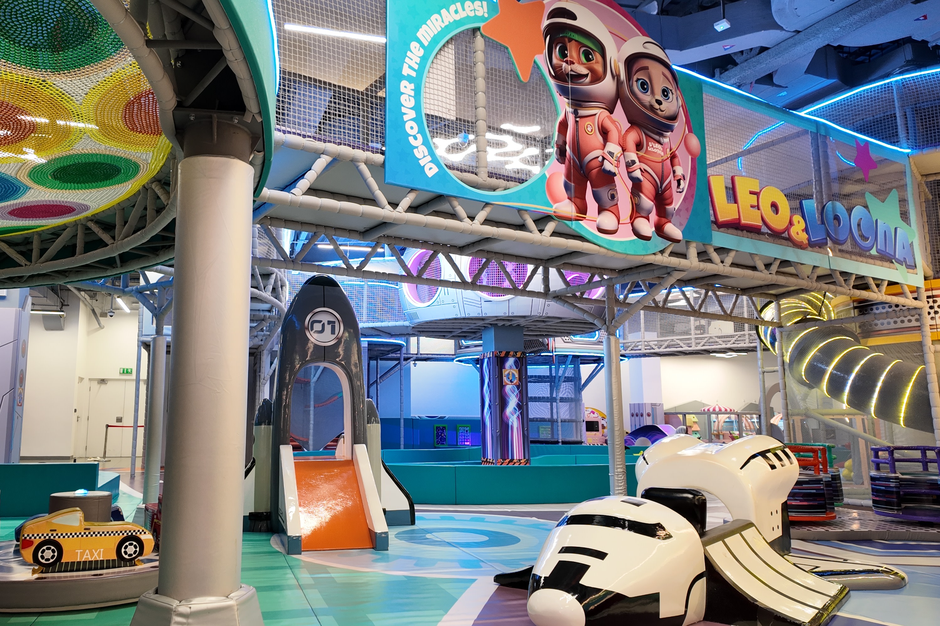 Leo & Loona Kids Park chiptasi Dubai Festival City Mall’da
