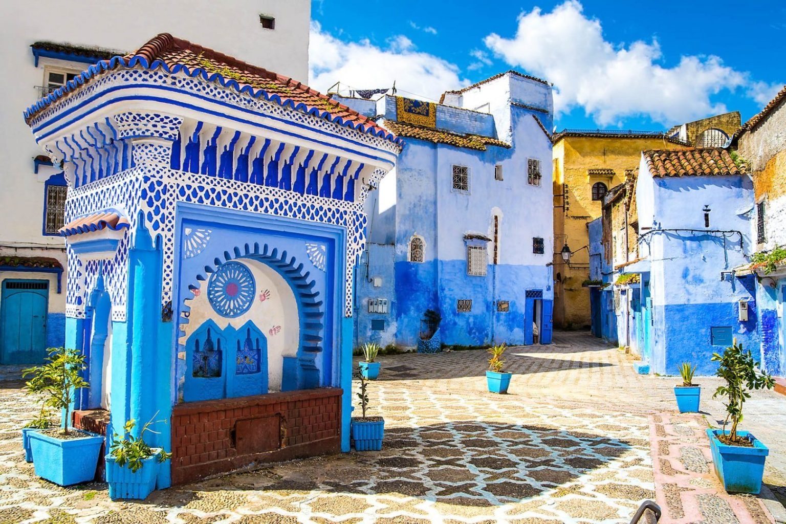 7-Day Chefchaouen Blue Streets & Merzouga Desert Deluxe Private Tour