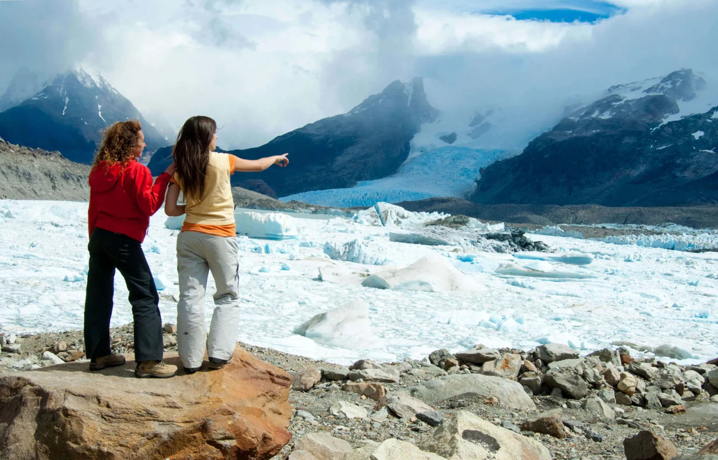 Glaciar Sur Aventura: Trekking & Sailing in Los Glaciares 