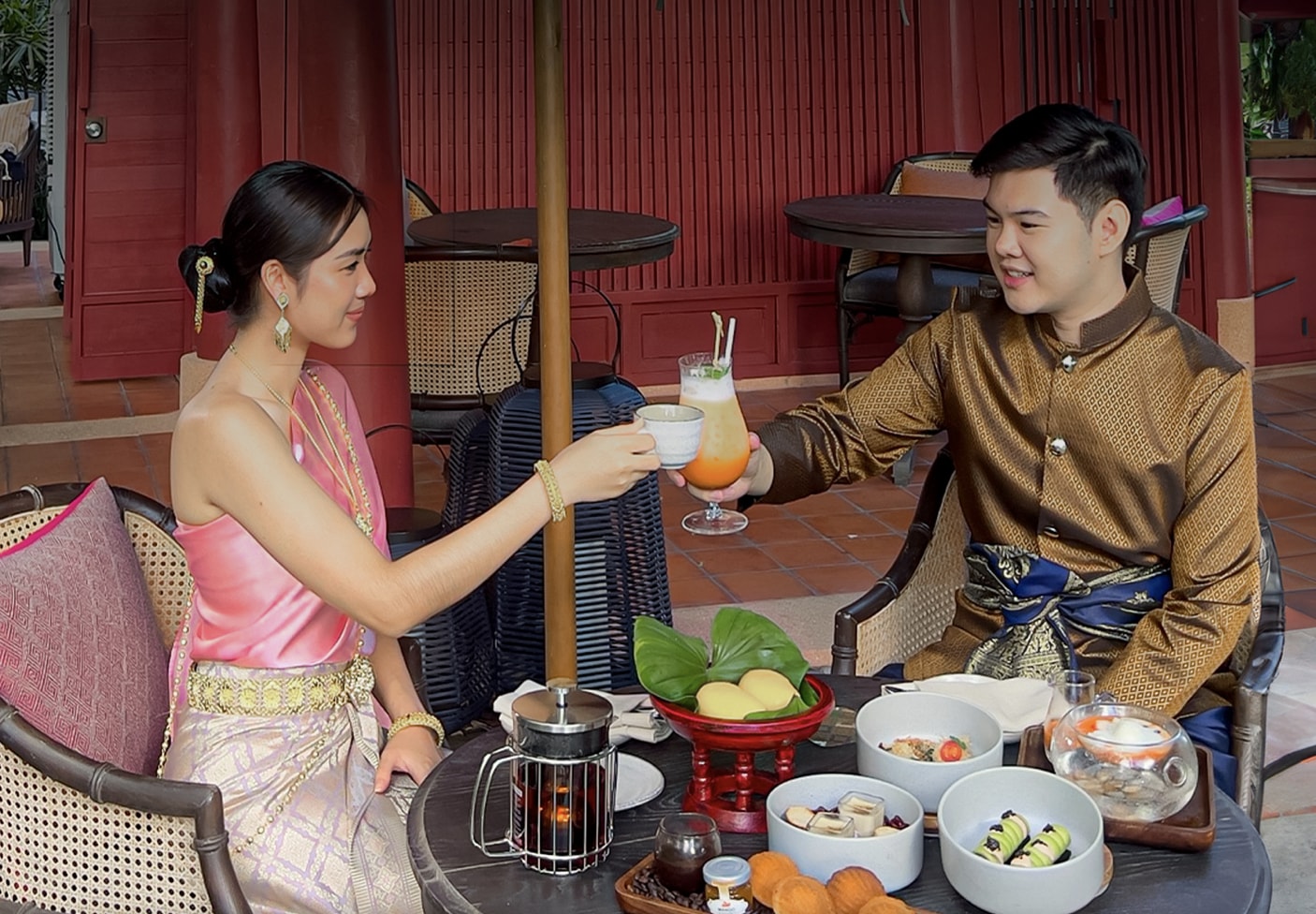 芭提雅中天海滩安达仕酒店乔木提恩海滩节日自助餐