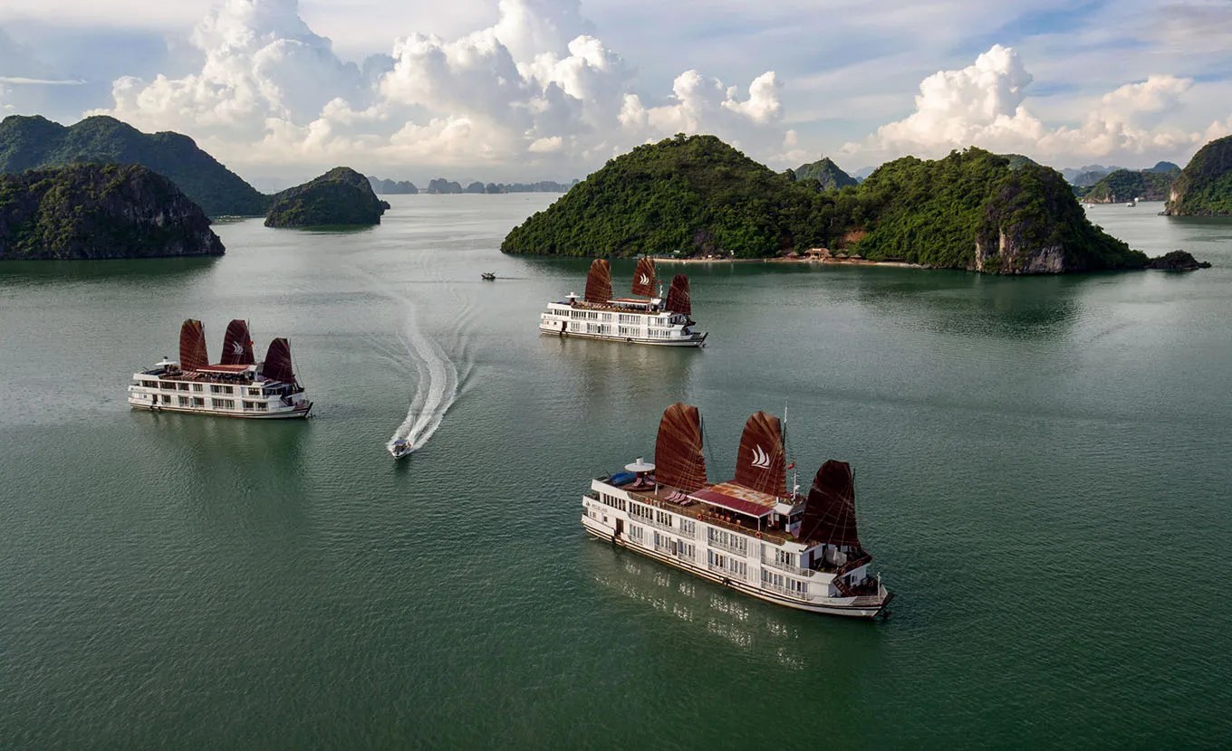 三天兩夜下龍灣遊船之旅：驚豔巡遊勝景洞與蘭夏灣 (Milalux Cruise)