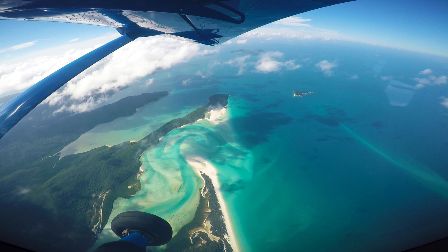 Whitehaven Beach Skydive in Whitsundays 