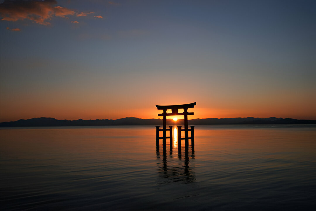 Shirahige Shrine
