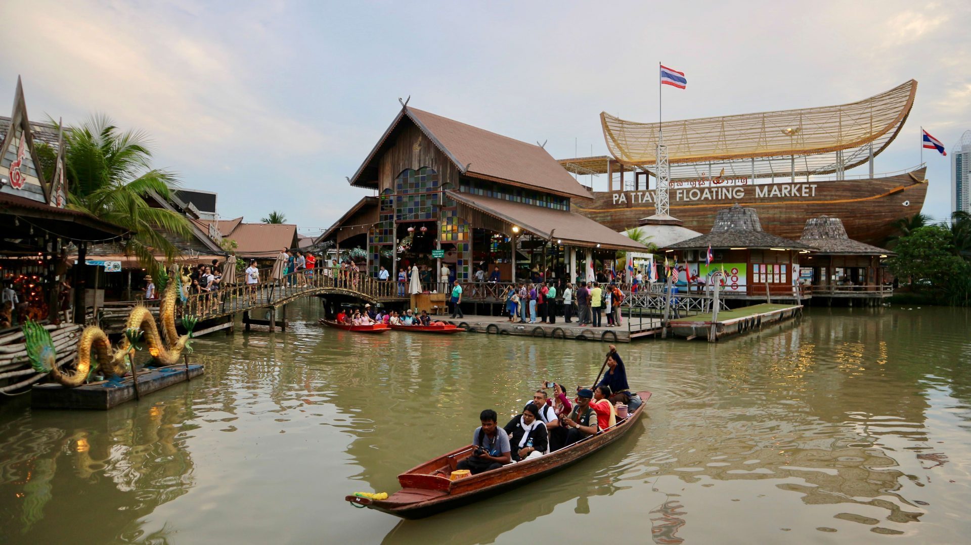 Nong Nooch Tropical Botanical Garden & Pattaya Floating Market Full-Day Tour