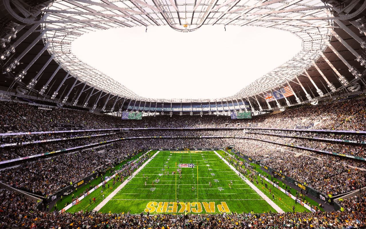 感受座無虛席的體育場帶來的巨大能量，這真是一場激動人心的比賽