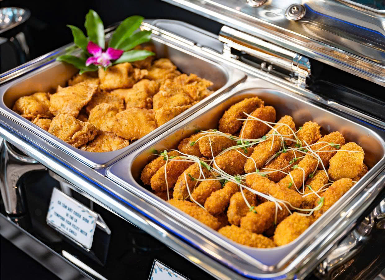 魚板洋蔥捲餅佐雞肉 魚板洋蔥捲餅佐雞肉